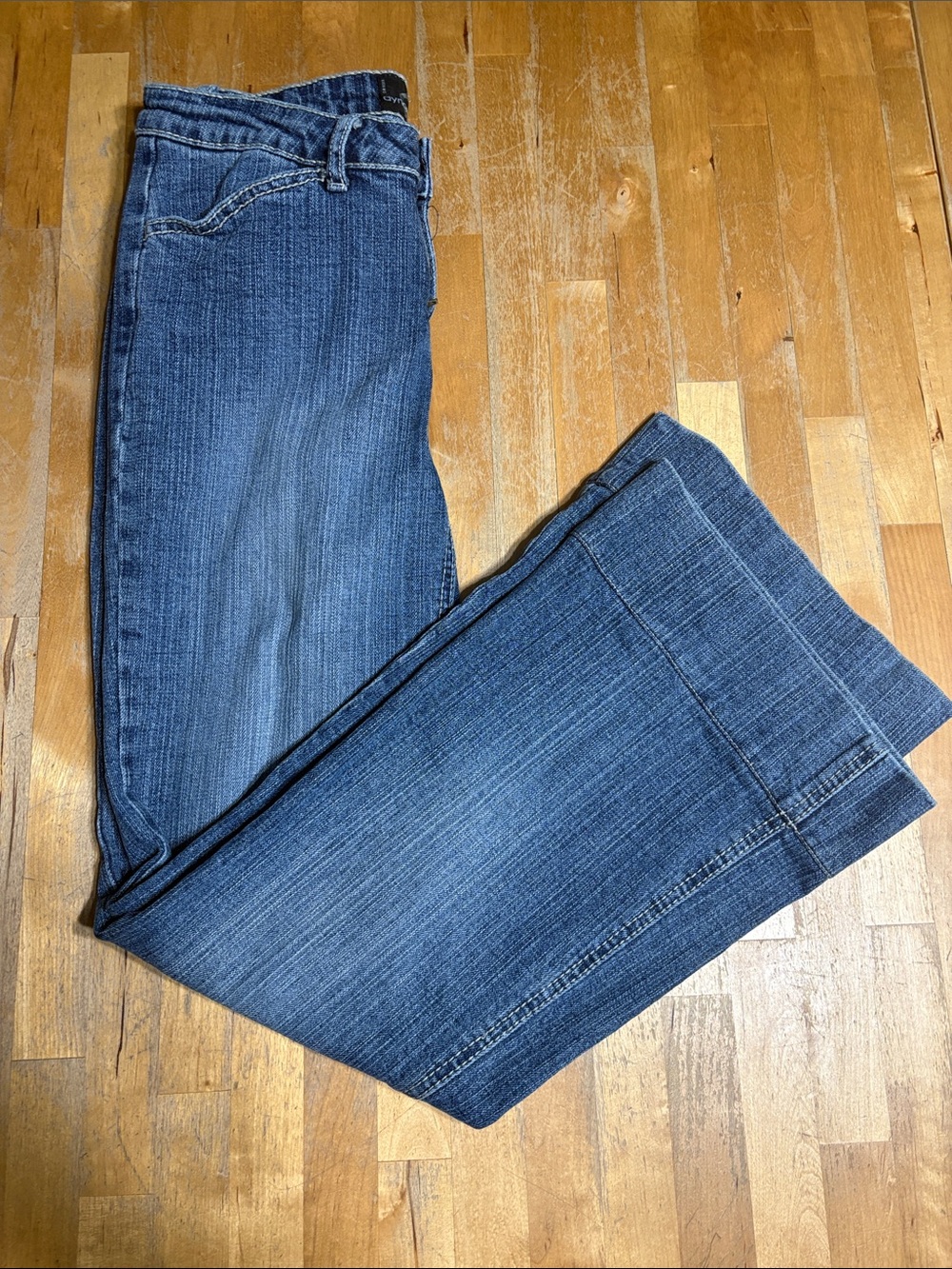Dynamite Flared bottom jeans